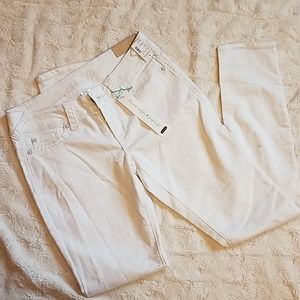 Maurices brand White Jeggings